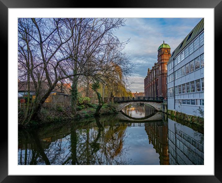 St George's Bridge over the Wensum, Norwich Framed Mounted Print by Chris Yaxley