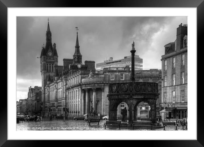 The Castlegate in the driving rain - B&W Framed Mounted Print by Tom Gomez