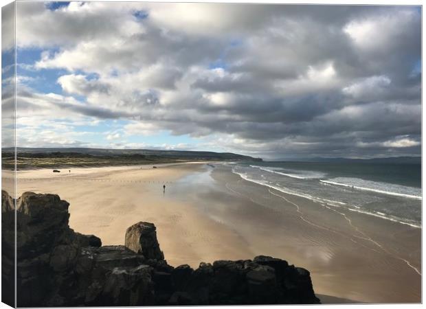 Portstewart Strand Canvas Print by Colin Reeves