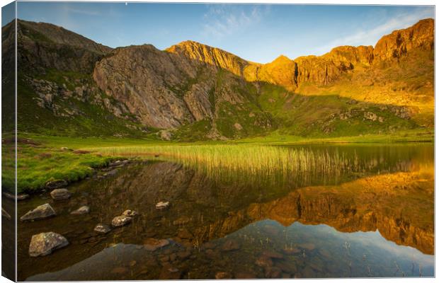 Cwm Idwal in the Glyderau mountains of Snowdonia c Canvas Print by J.Tom L.Photography