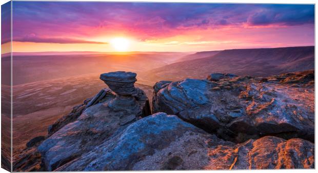 Kinder Scout sunrise from Fairbrook Naize Canvas Print by John Finney