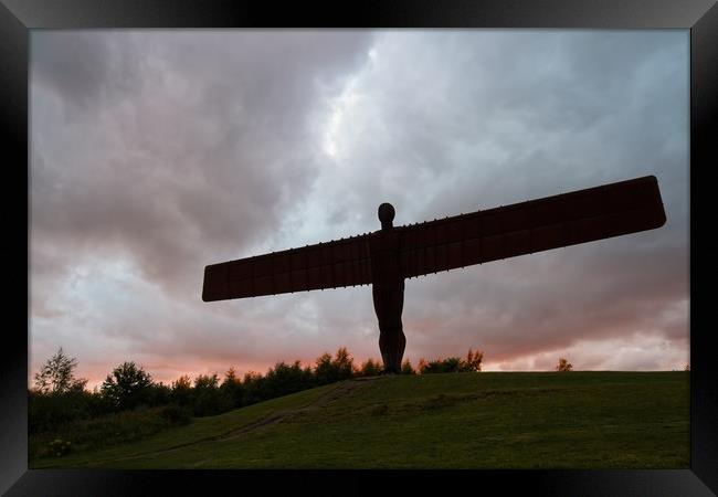 Angel of the North, Sunset, Newcastle-Gateshead Framed Print by Rob Cole
