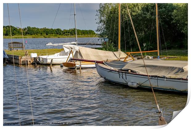 Sailing boats on Hickling Broad, Norfolk Print by Chris Yaxley