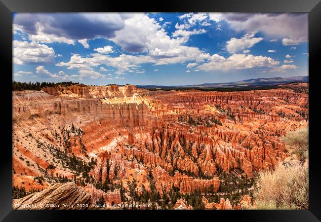 Amphitheater Inspiration Point Bryce Canyon Utah Framed Print by William Perry