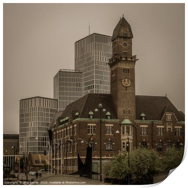 Skyline of old and new buildings against a grey sk Print by Stig Alenäs