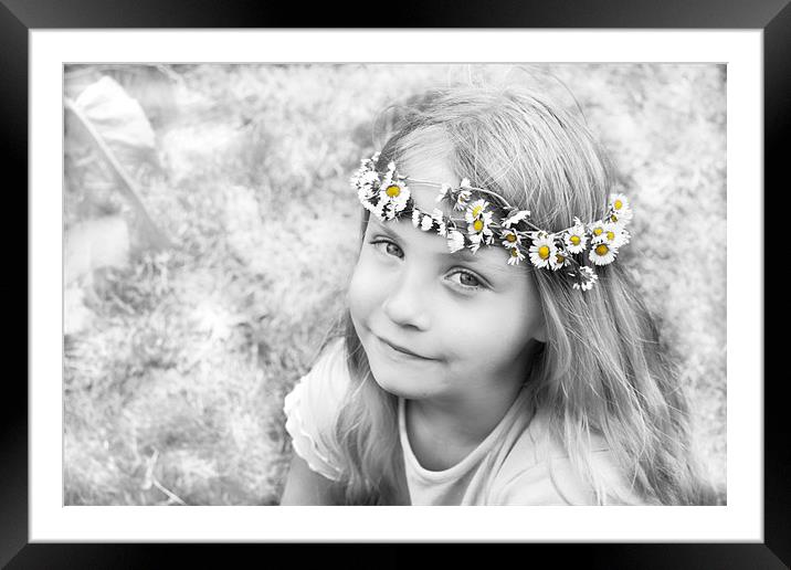The Daisy Chain Framed Mounted Print by Samantha Higgs