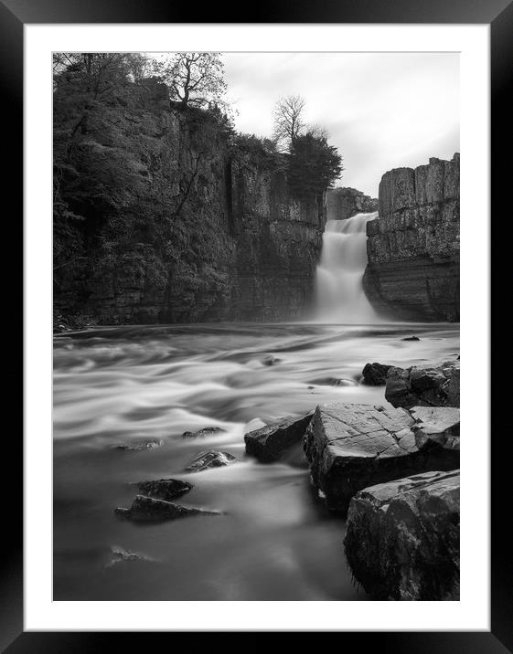 High force at full force Framed Mounted Print by Kevin Ainslie