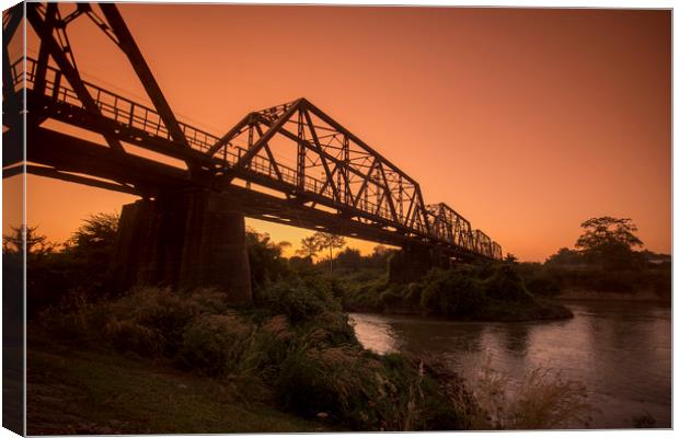 THAILAND LAMPANG CITY RAILWAY BRIDGE Canvas Print by urs flueeler