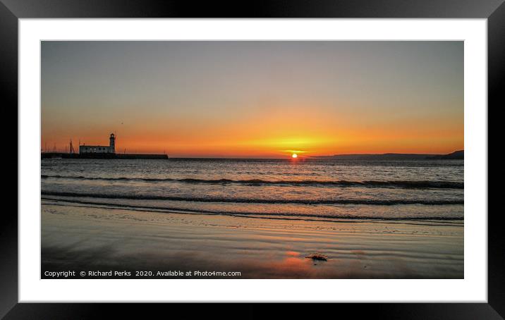 Scarborough sunrise Framed Mounted Print by Richard Perks