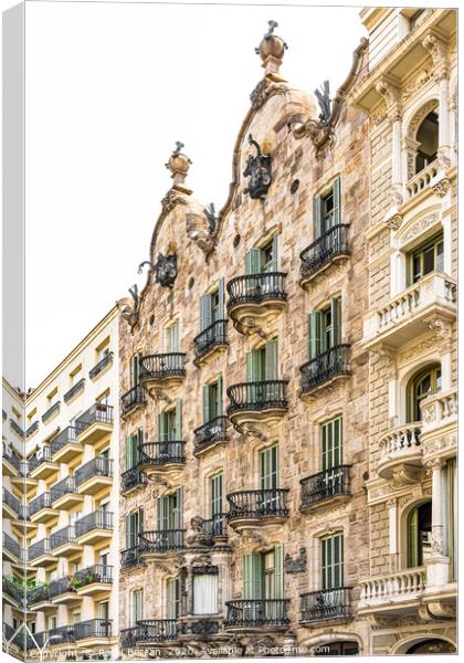 Casa Calvet, Antoni Gaudi Architecture Barcelona Canvas Print by Radu Bercan