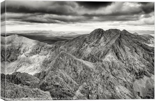 Looking north along the Black Cuillin ridge. Canvas Print by Phill Thornton