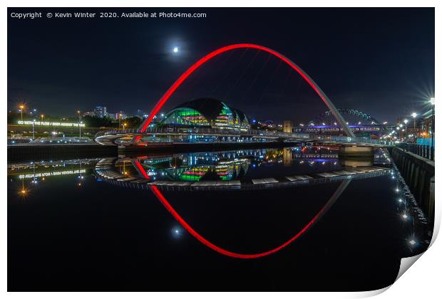 Eye on the Tyne Print by Kevin Winter