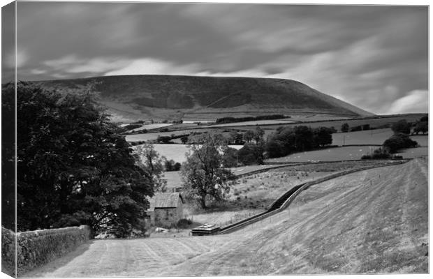 Moody Pendle Canvas Print by David McCulloch