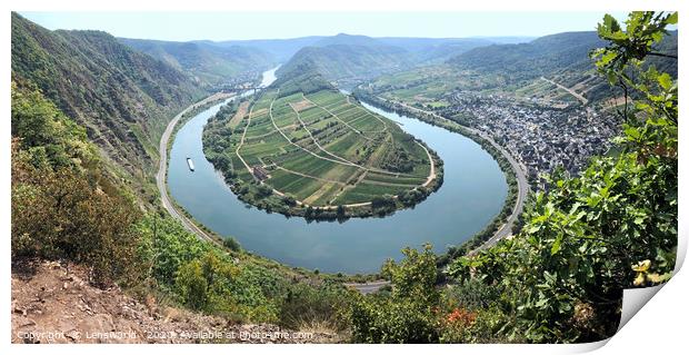View over the bend of the river Moselle in Germany Print by Lensw0rld 