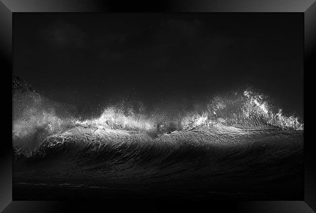 Breaking wave in monochrome Framed Print by Leighton Collins