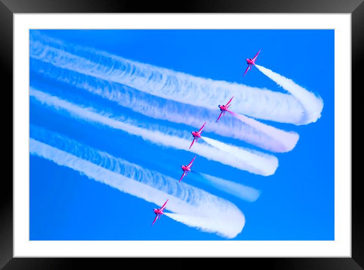 Red Arrows Framed Mounted Print by Alistair Duncombe