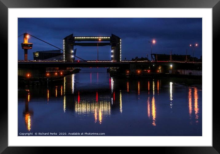 Hull lights Framed Mounted Print by Richard Perks