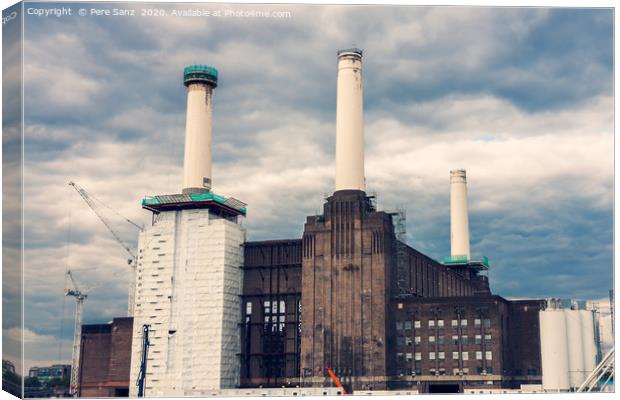 Battersea Power Station in Chelsea, London Canvas Print by Pere Sanz