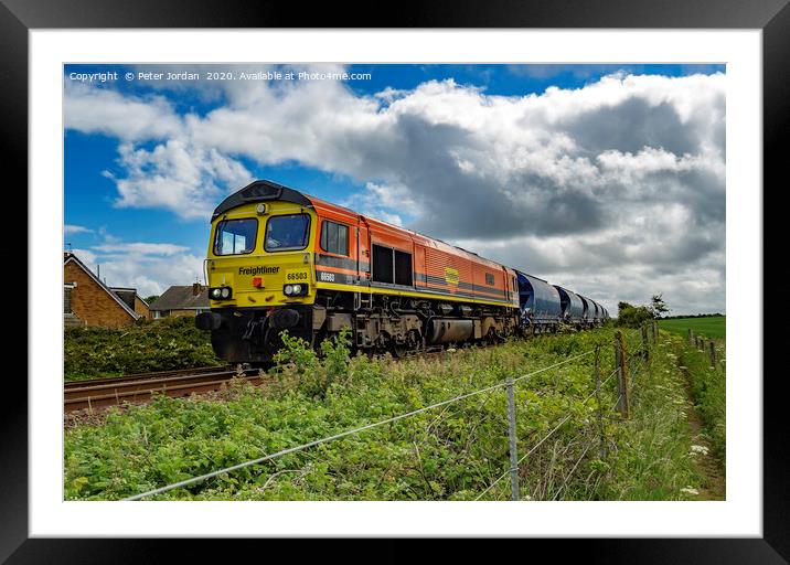 Freightliner locomotive 66503 hauling a train expo Framed Mounted Print by Peter Jordan