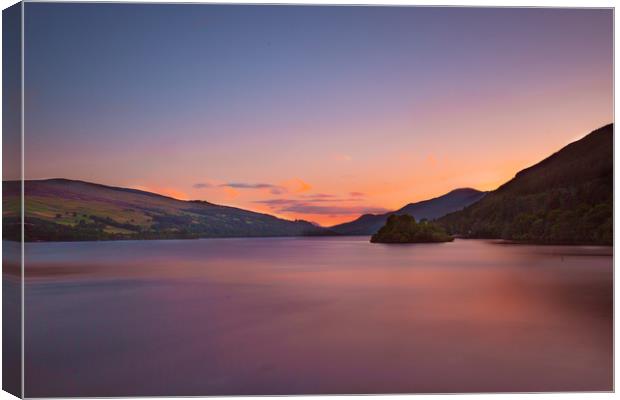 Peaceful Sunset Canvas Print by paul green