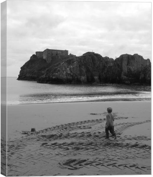 Candid Tenby Canvas Print by Helen Davies