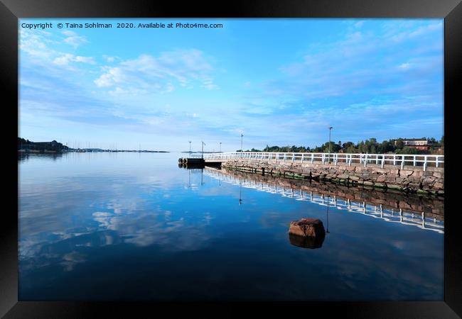 Blue Morning at the Pier Framed Print by Taina Sohlman