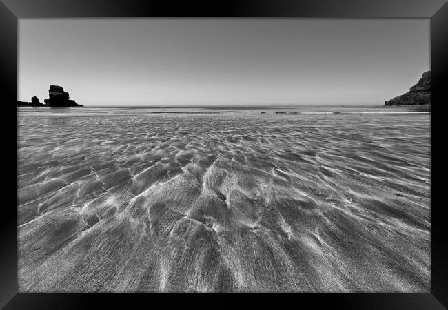 Black Sands at Talisker Bay Skye Framed Print by Derek Beattie