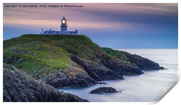 Strumble Head Lighthouse, Pembrokeshire  Print by Gary Parker