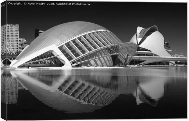 City of the Arts and Sciences, Valencia, Spain Canvas Print by Navin Mistry