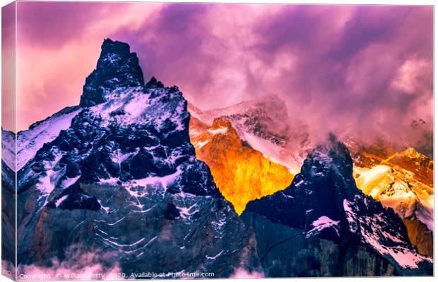 Sunset Paine Horns Torres del Paine National Park  Canvas Print by William Perry