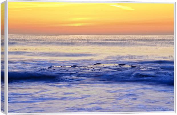 Wispy waves Canvas Print by CHRIS ANDERSON