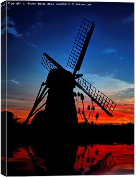 Windmill at sunset Canvas Print by Thanet Photos