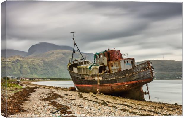The Corpach Wreck (long exposure) Canvas Print by Phil Reay