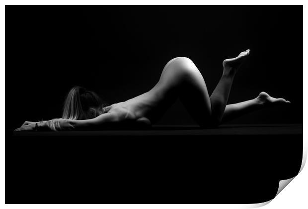 Nude woman in black and white Print by Alessandro Della Torre