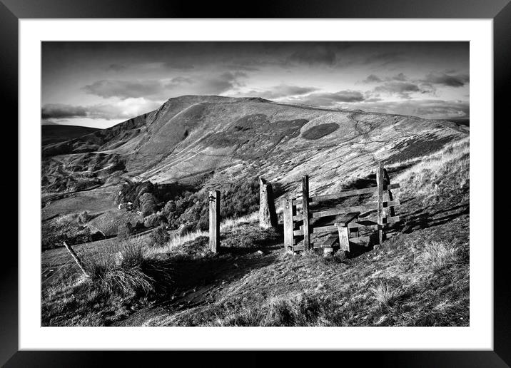 Footpath to Mam Tor   Framed Mounted Print by Darren Galpin