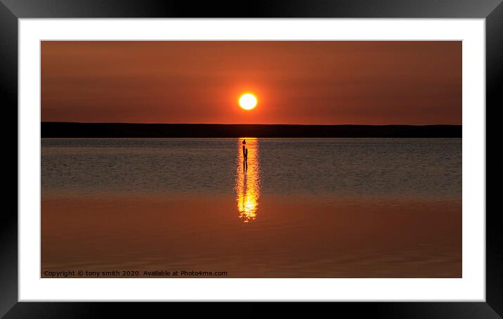 A sunset over a body of water Framed Mounted Print by tony smith