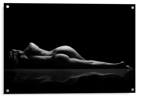 A woman nude lying on black Acrylic by Alessandro Della Torre