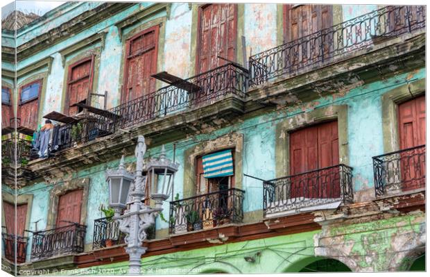 Old worn out flats in Havana, Cuba Canvas Print by Frank Bach
