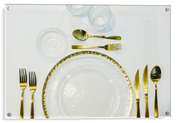 Luxury gold cutlery ideal for business meals or special occasions at Christmas. Acrylic by Joaquin Corbalan