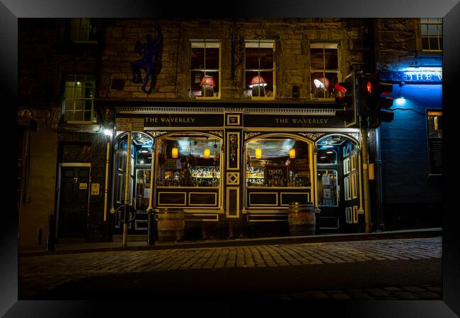 Waverley Bar, Edinburgh  Framed Print by Steven Lennie