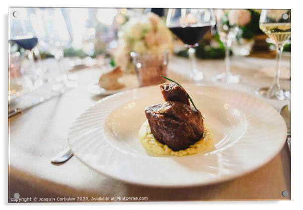 Meat dish served elegantly in a luxurious wedding in an event restaurant. Acrylic by Joaquin Corbalan