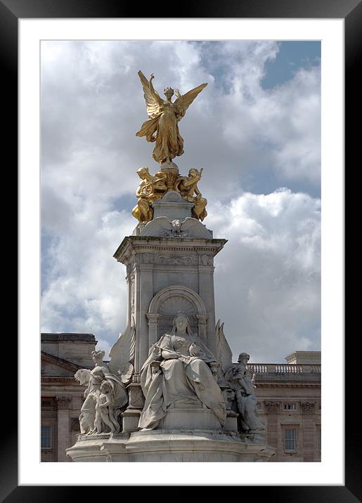 Victoria Memorial Framed Mounted Print by Chris Day