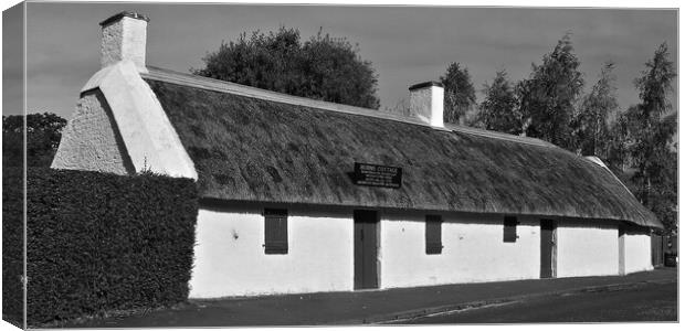  Burns Cottage, birthplace of Rabbie Burns Canvas Print by Allan Durward Photography