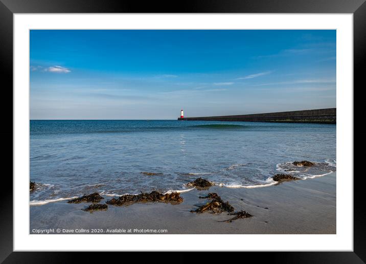 Harbour Entrance Light Tower, Berwick-Upon-Tweed Framed Mounted Print by Dave Collins