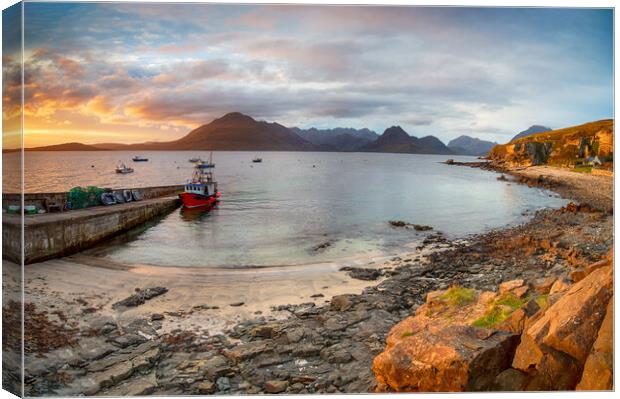 Dramatic skies over Elgol  Canvas Print by Helen Hotson