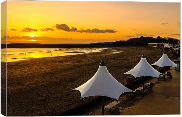 Barry Island Sunset Canvas Print by Karl McCarthy