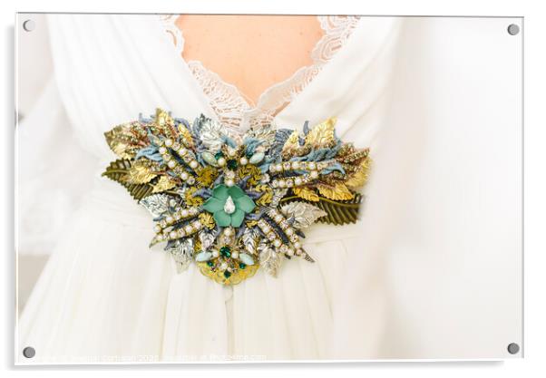 Flower shaped brooch made with small gemstones for a wedding dress. Acrylic by Joaquin Corbalan