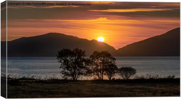  Loch Linnhe sunset Canvas Print by Alan Tunnicliffe