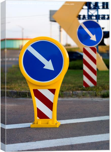 bright yellow-blue road sign detour on the right Canvas Print by Sergii Petruk