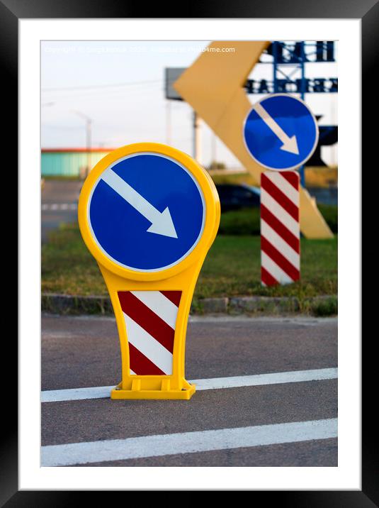bright yellow-blue road sign detour on the right Framed Mounted Print by Sergii Petruk